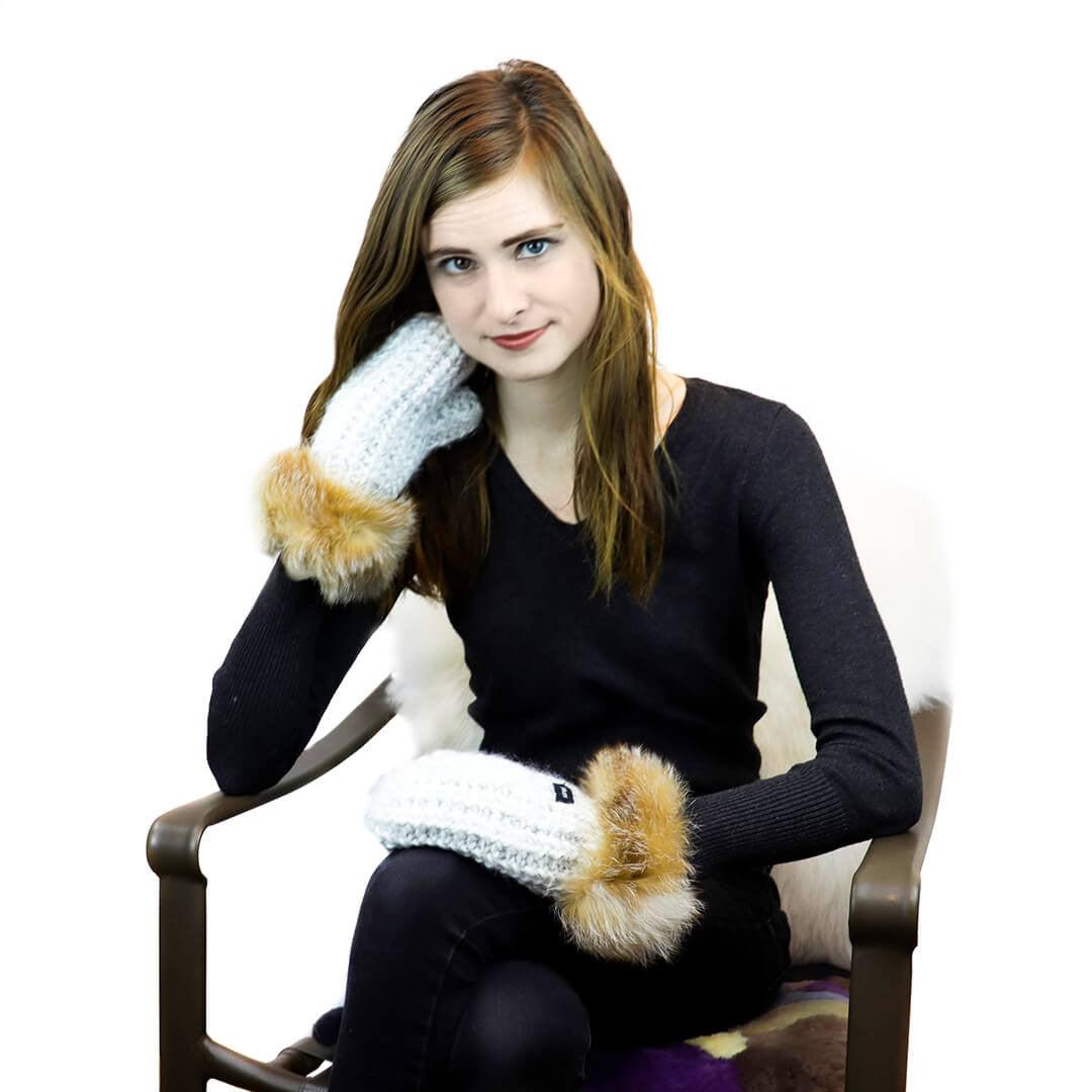 Chunky Knit Mitten with Fox Fur Cuff in Ivory Crystal