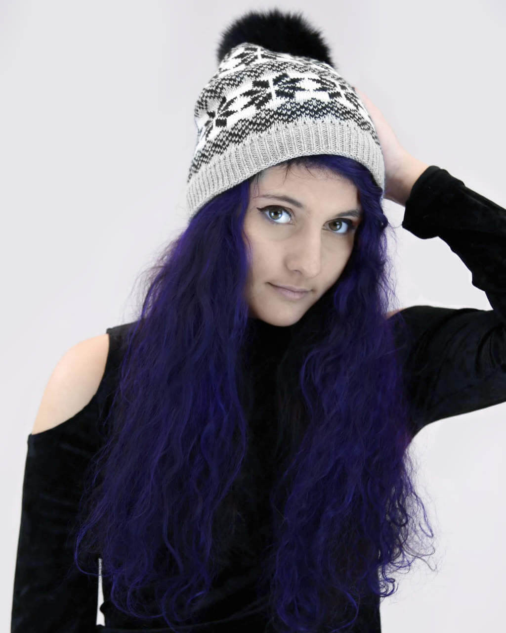 Snowflake Beanie with Faux Fur Pom Black